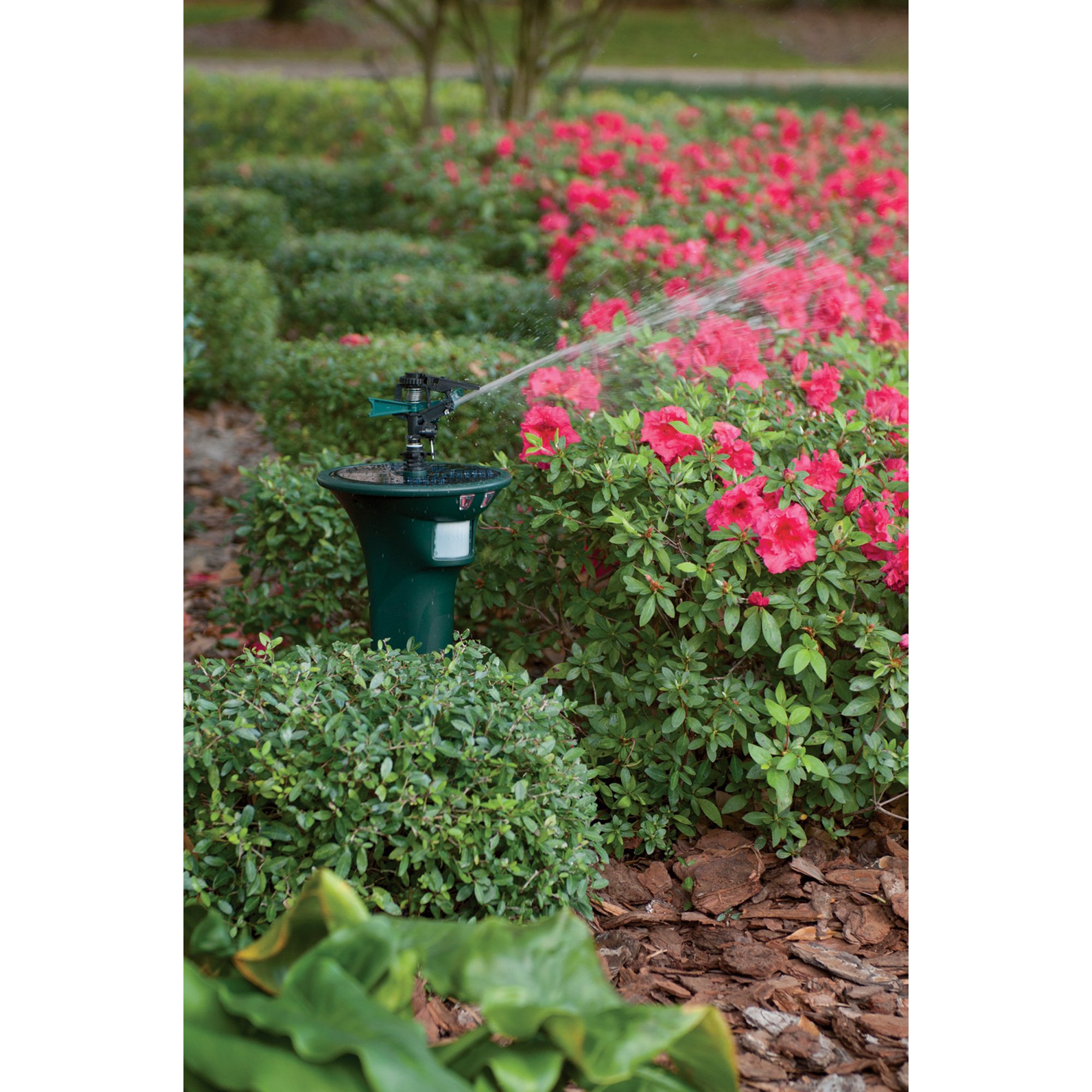 Havahart Spray Away Elite Hose-Free Motion-Activated Sprinkler — Protects 1900 Sq. Ft., Model# 5268